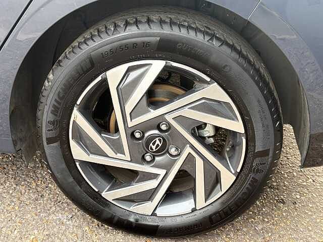 Hyundai i20 1.0T GDi Advance 5dr DCT