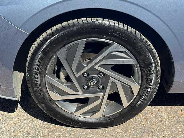 Hyundai i20 1.0T GDi Advance 5dr