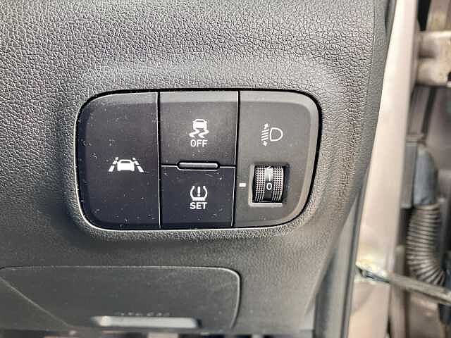 Hyundai i10 1.2 MPi Premium 5dr