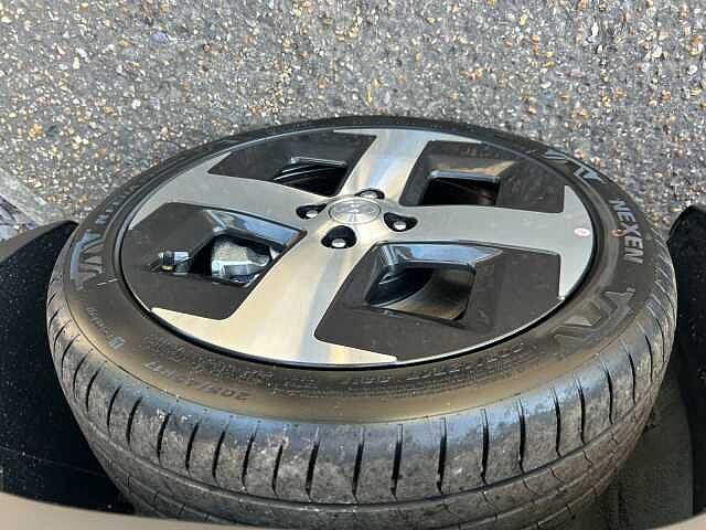 Hyundai Inster 85kW 02 49kWh 5dr Auto