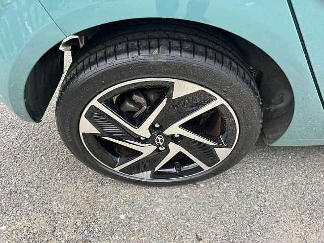 Hyundai i10 1.2 MPi Premium 5dr Auto