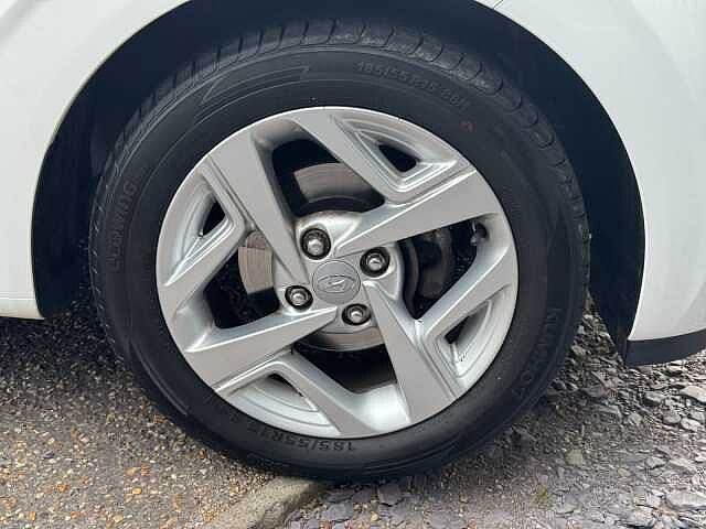 Hyundai i10 1.0 MPi SE Connect 5dr