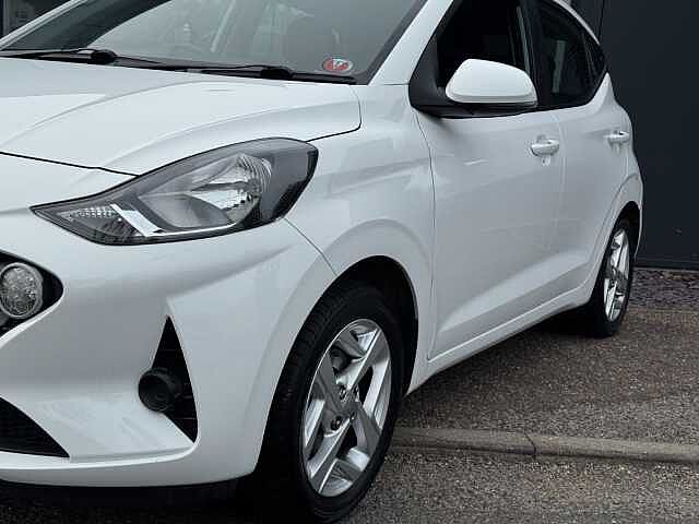 Hyundai i10 1.0 MPi SE Connect 5dr
