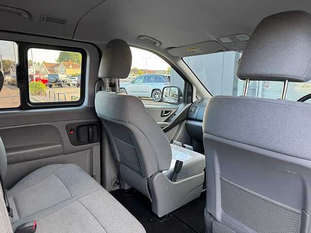 Hyundai i800 2.5 CRDi SE 5dr