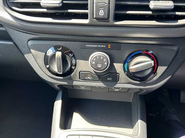 Hyundai i10 1.0 [63] Advance 5dr Auto [Nav]