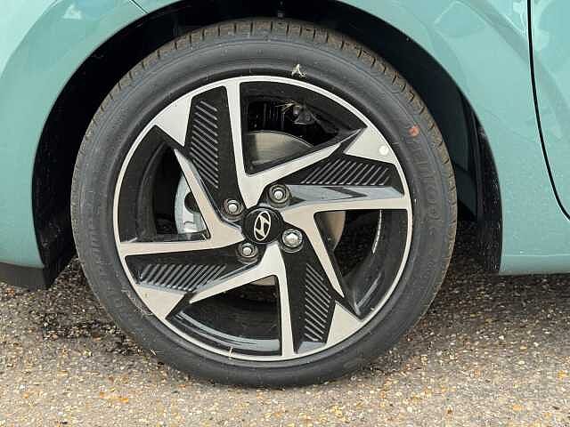 Hyundai i10 1.0 [63] Premium 5dr [Nav]