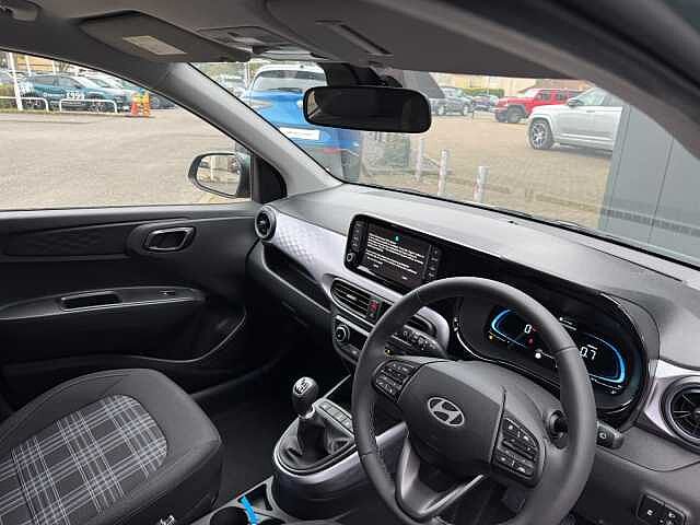 Hyundai i10 1.0 [63] Premium 5dr [Nav]