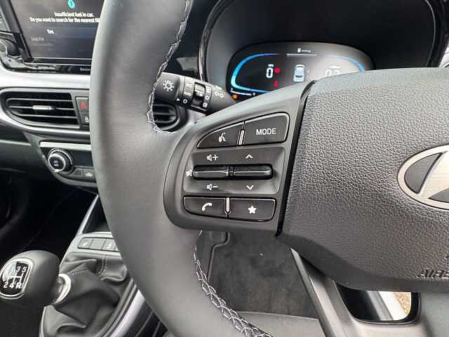 Hyundai i10 1.0 [63] Premium 5dr [Nav]