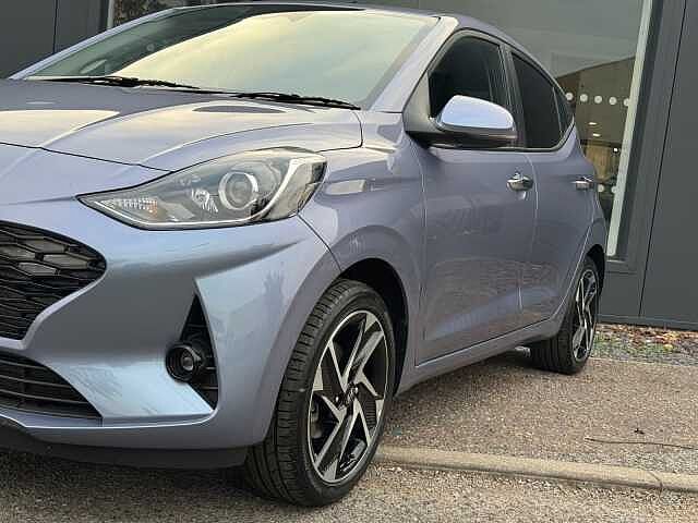 Hyundai i10 1.0 [63] Premium 5dr [Nav]