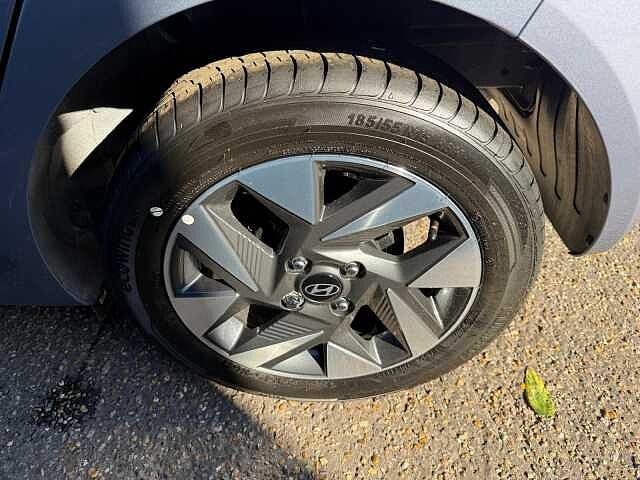 Hyundai i10 1.0 [63] Advance 5dr Auto [Nav]