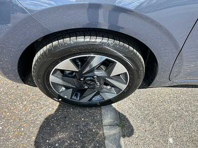 Hyundai i10 1.0 [63] Advance 5dr Auto [Nav]