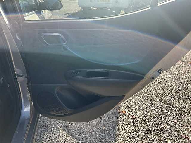 Hyundai i10 1.0 MPi Premium 5dr Auto