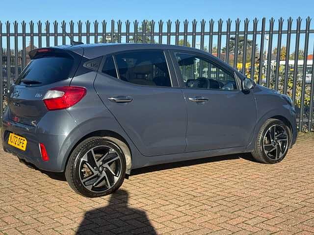 Hyundai i10 1.0 MPi Premium 5dr Auto