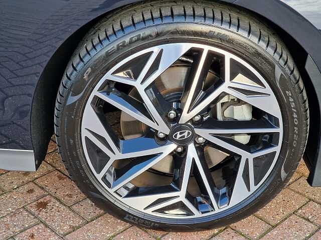 Hyundai Ioniq 6 168kW Ultimate 77kWh 4dr Auto