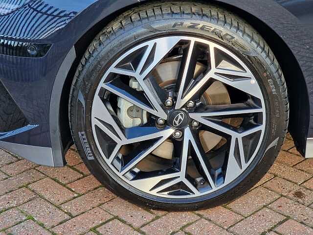 Hyundai Ioniq 6 168kW Ultimate 77kWh 4dr Auto