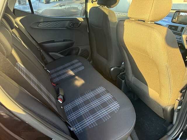 Hyundai i10 1.2 [79] Premium 5dr Auto [Nav]