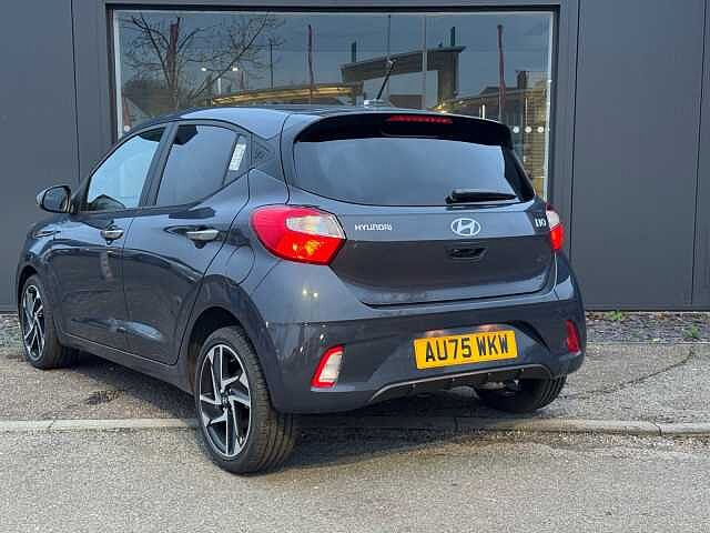 Hyundai i10 1.2 [79] Premium 5dr Auto [Nav]