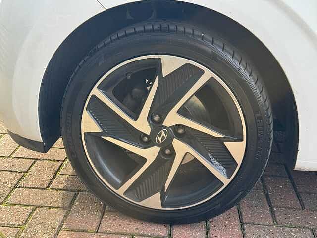 Hyundai i10 1.2 MPi Premium 5dr Auto