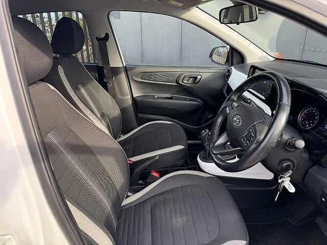 Hyundai i10 1.2 MPi Premium 5dr Auto