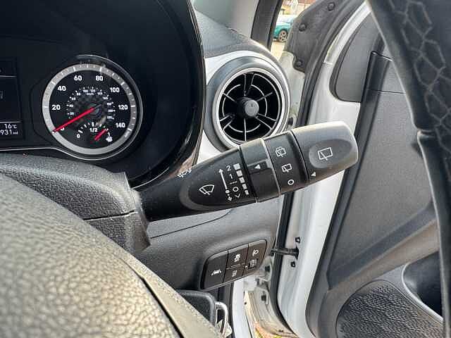 Hyundai i10 1.2 MPi Premium 5dr Auto