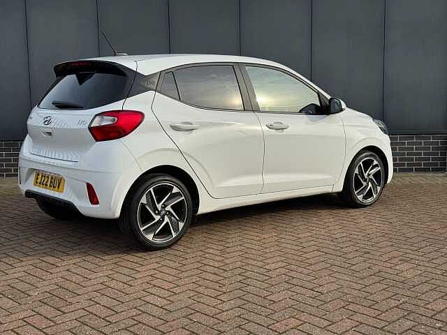 Hyundai i10 1.2 MPi Premium 5dr Auto