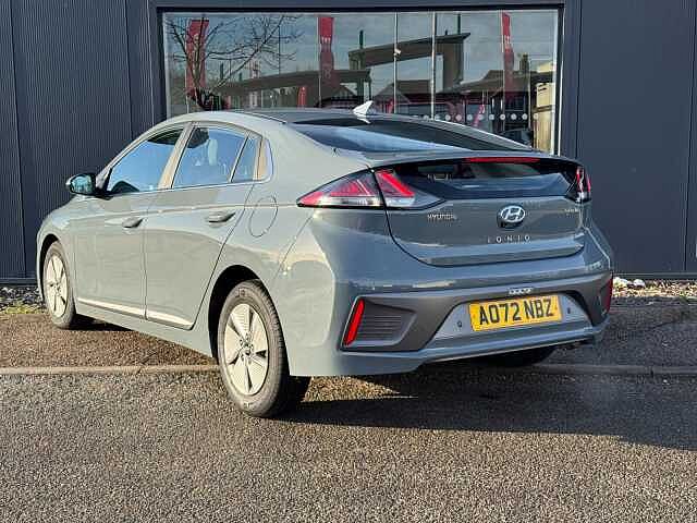 Hyundai Ioniq 1.6 GDi Hybrid Premium 5dr DCT