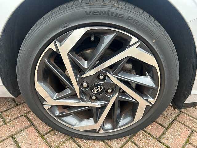 Hyundai i20 1.0T GDi 48V MHD Premium 5dr