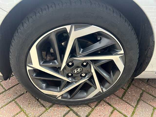 Hyundai i20 1.0T GDi 48V MHD Premium 5dr