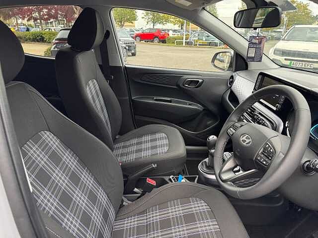 Hyundai i10 1.2 [79] Premium 5dr [Nav]