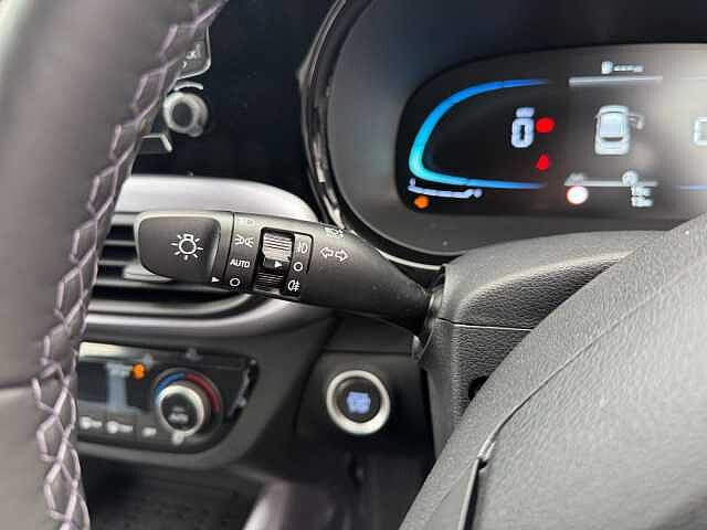 Hyundai i10 1.2 [79] Premium 5dr [Nav]