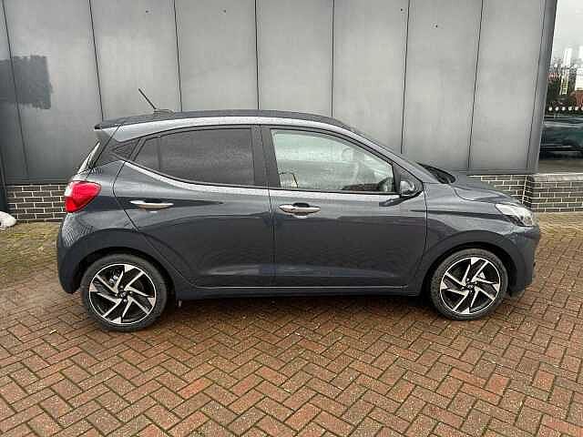 Hyundai i10 1.2 [79] Premium 5dr [Nav]