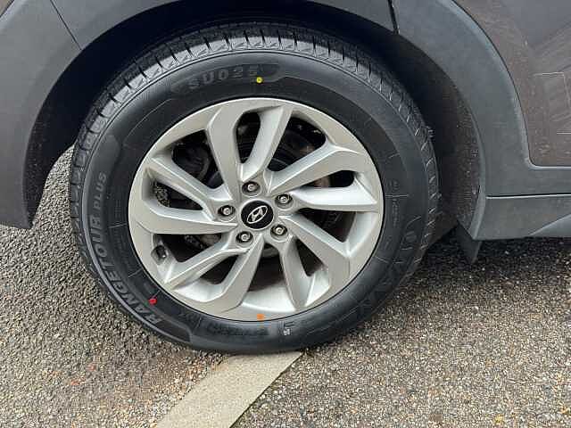 Hyundai Tucson 2.0 CRDi SE Nav 5dr Auto