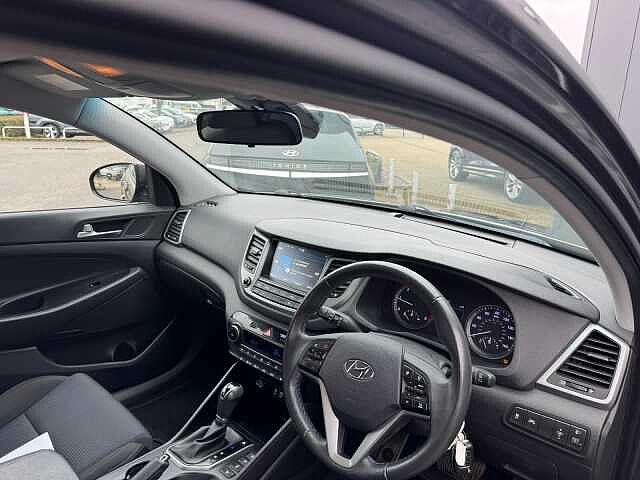 Hyundai Tucson 2.0 CRDi SE Nav 5dr Auto