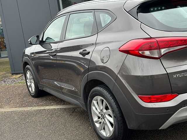 Hyundai Tucson 2.0 CRDi SE Nav 5dr Auto