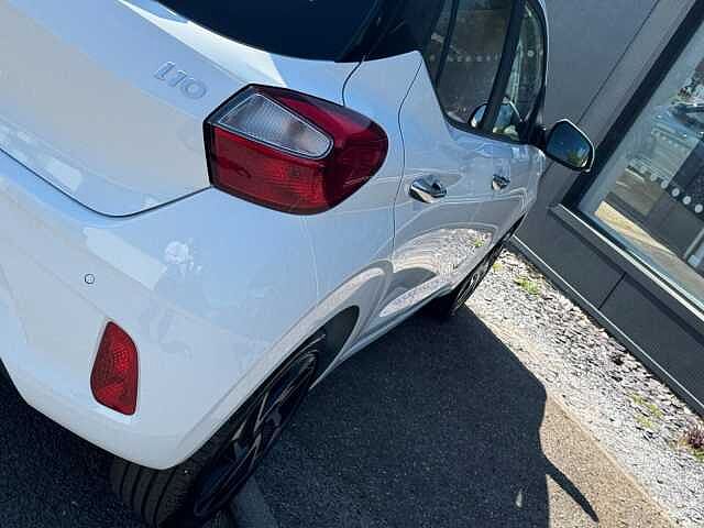 Hyundai I10 1.2 [79] Premium 5dr [Nav] Atlas White