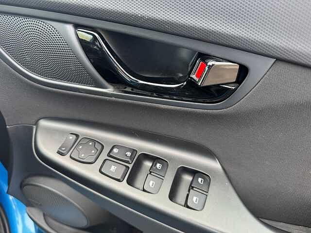 Hyundai Kona 1.6 GDi Hybrid Premium 5dr DCT