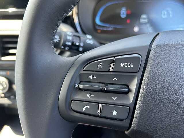 Hyundai i10 1.0 [63] Advance 5dr Auto [Nav]