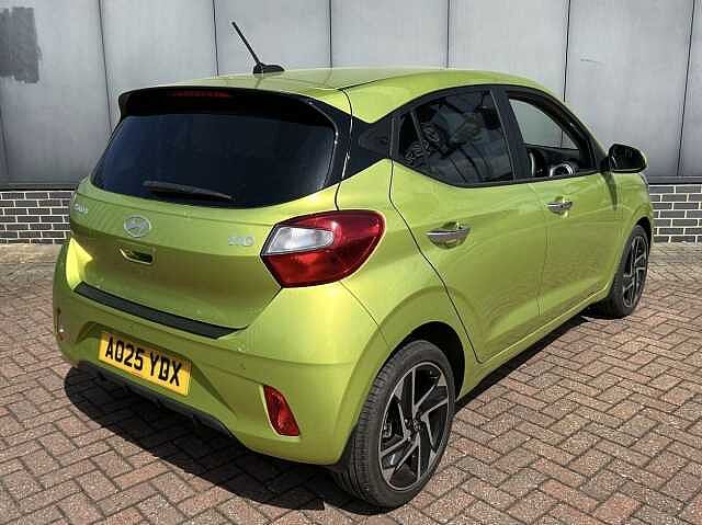 Hyundai i10 1.0 [63] Premium 5dr Auto [Nav]
