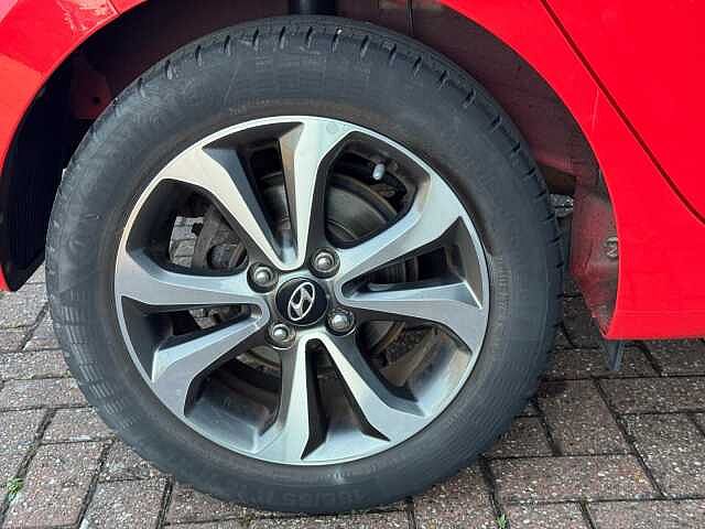 Hyundai i10 1.2 Premium SE 5dr Auto