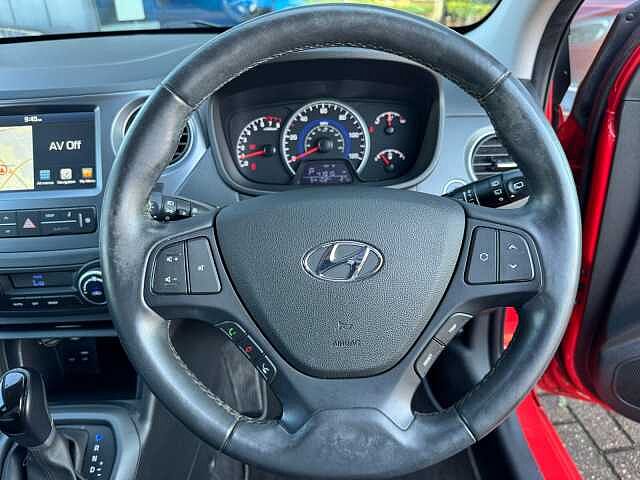 Hyundai i10 1.2 Premium SE 5dr Auto
