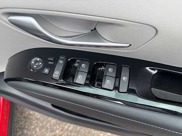 Hyundai Tucson 1.6 TGDi Hybrid 230 Ultimate 5dr 2WD Auto