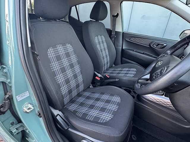 Hyundai i10 1.0 MPi Premium 5dr
