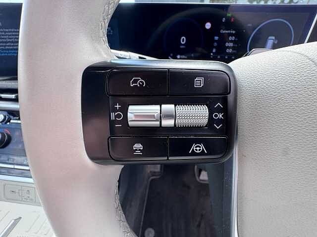Hyundai Santa Fe 1.6 TGDi Plug-in Hybrid Ultimate 5dr 4WD Auto