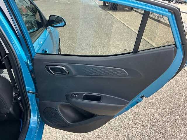 Hyundai i10 1.2 MPi Premium 5dr