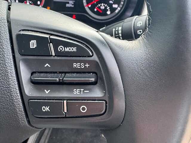 Hyundai i10 1.2 Premium 5dr Auto
