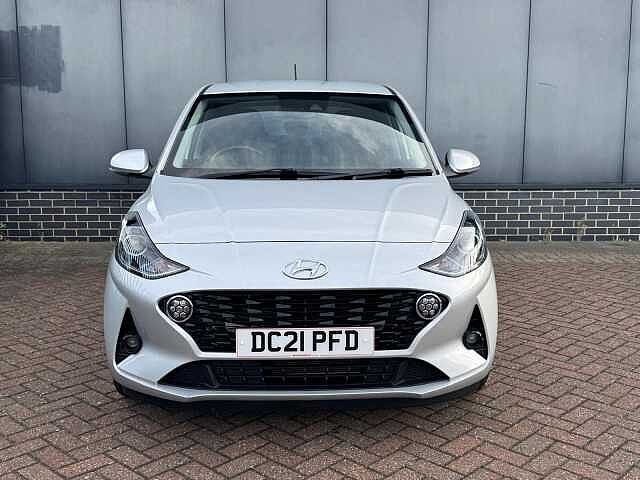 Hyundai i10 1.2 Premium 5dr Auto