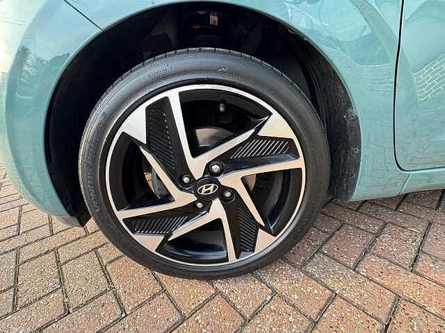 Hyundai i10 1.0 MPi Premium 5dr