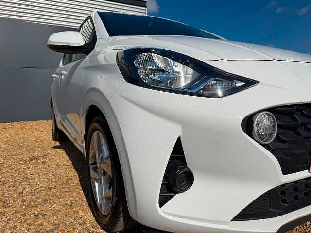 Hyundai i10 1.0 MPi SE Connect 5dr Auto