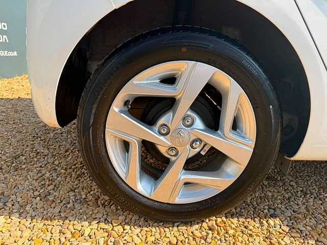 Hyundai i10 1.0 MPi SE Connect 5dr Auto