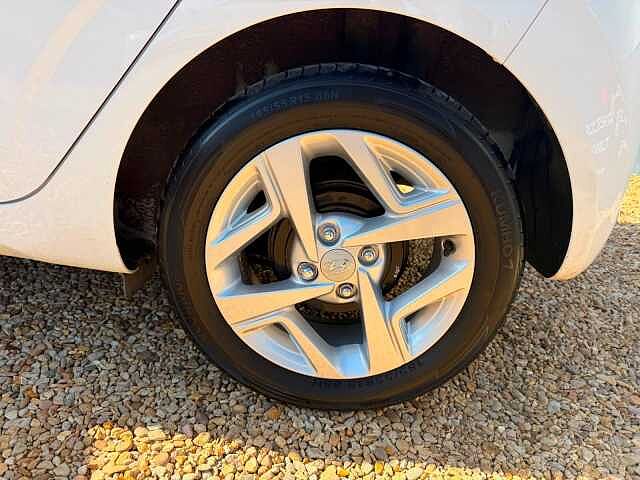 Hyundai i10 1.0 MPi SE Connect 5dr Auto